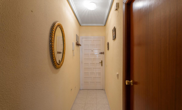 Herverkoop - Apartment - Torrevieja - Centro