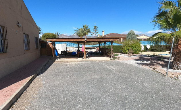 Herverkoop - Detached Villa - Albatera