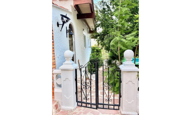 Herverkoop - Villa - Gandia - Urbanizaciones