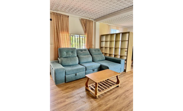 Herverkoop - Villa - Gandia - Urbanizaciones