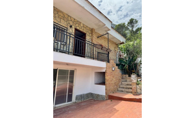 Herverkoop - Villa - Gandia - Urbanizaciones