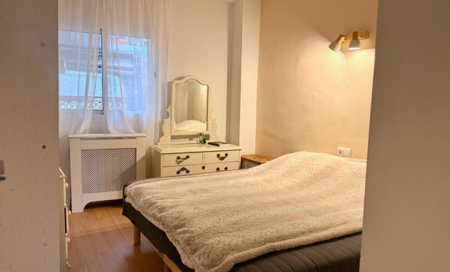 Herverkoop - Villa - Gandia - Urbanizaciones