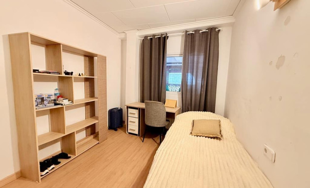 Herverkoop - Villa - Gandia - Urbanizaciones