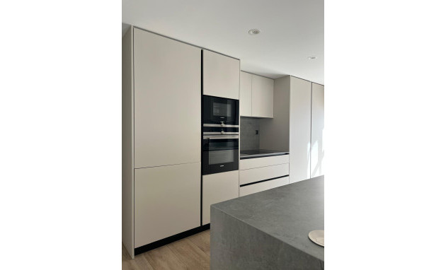 Herverkoop - Apartment - Alicante - Garbinet-Parque de las Avenidas