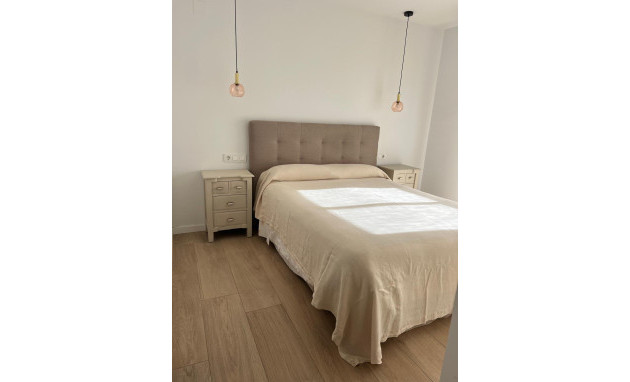 Herverkoop - Apartment - Alicante - Garbinet-Parque de las Avenidas