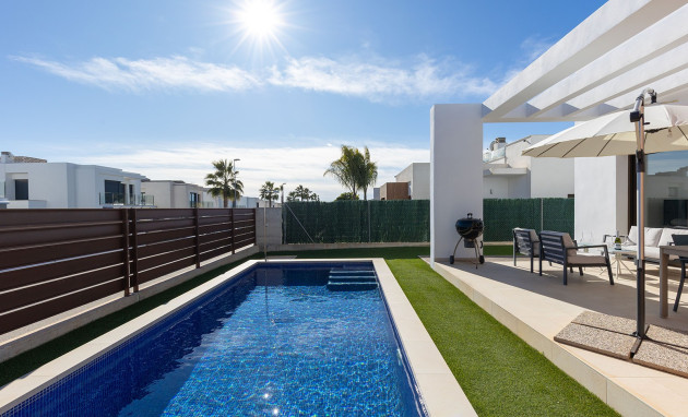 Herverkoop - Villa - Orihuela Costa - Vistabella Golf