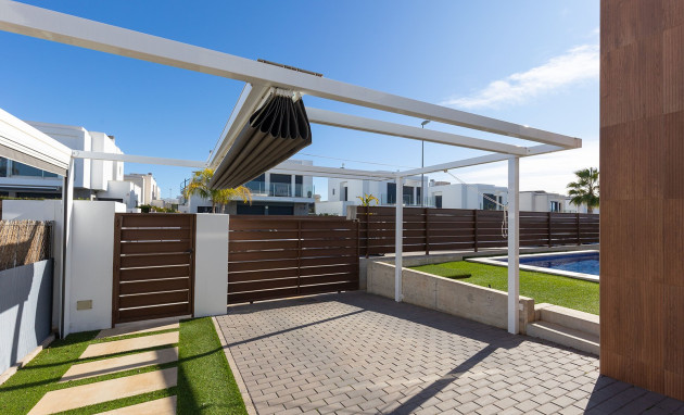 Herverkoop - Villa - Orihuela Costa - Vistabella Golf