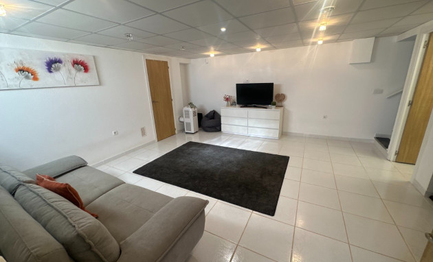 Herverkoop - Herenhuis - Orihuela - Entre Naranjos Vistabella