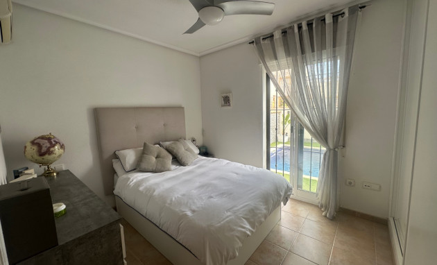 Herverkoop - Villa - Orihuela - Entre Naranjos Vistabella