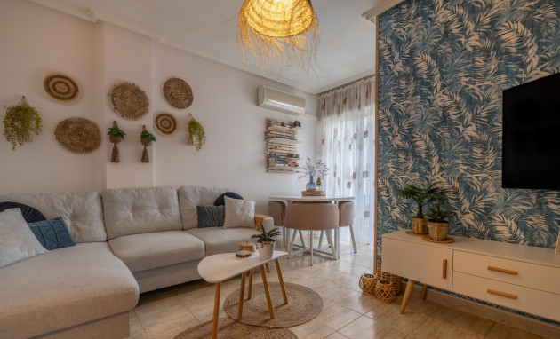 Herverkoop - 1. Apartment / flat - Torrevieja - Acequion