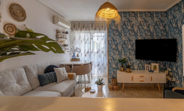 Herverkoop - 1. Apartment / flat - Torrevieja - Acequion