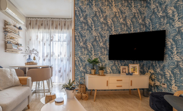 Herverkoop - 1. Apartment / flat - Torrevieja - Acequion