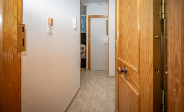 Herverkoop - 1. Apartment / flat - Torrevieja - Acequion