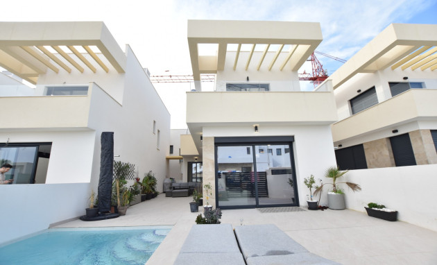 Herverkoop - Detached Villa - Los Montesinos - La Herrada