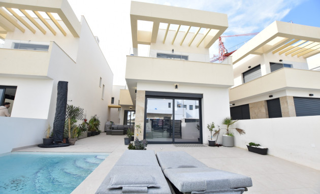 Herverkoop - Detached Villa - Los Montesinos - La Herrada