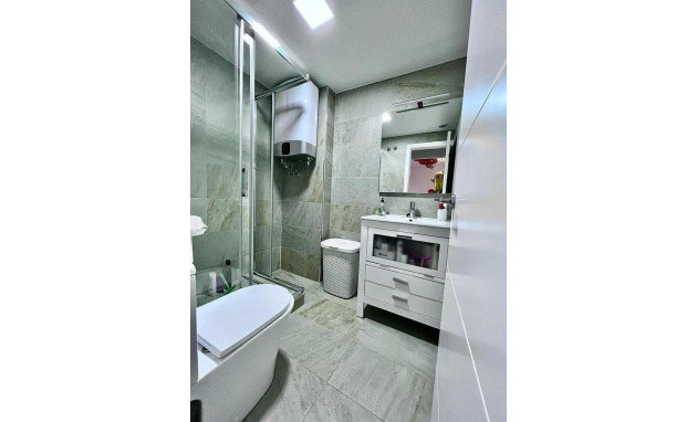 Herverkoop - Apartment - Torrevieja - Acequion