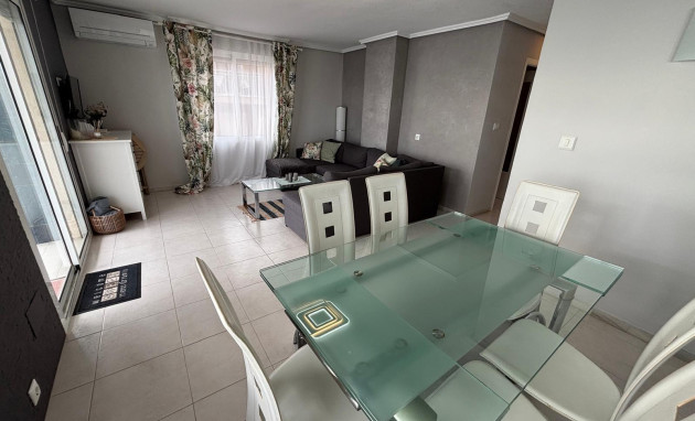 Herverkoop - Apartment - Torrevieja - Acequion