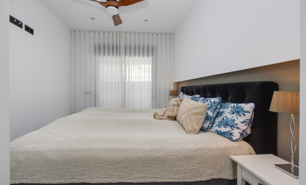 Herverkoop - Bungalow - Gelijkvloers - Pilar de la Horadada - Costa Blanca Sur