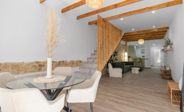 Herverkoop - Terraced house - Torrevieja - Centro - Muelle Pesquero