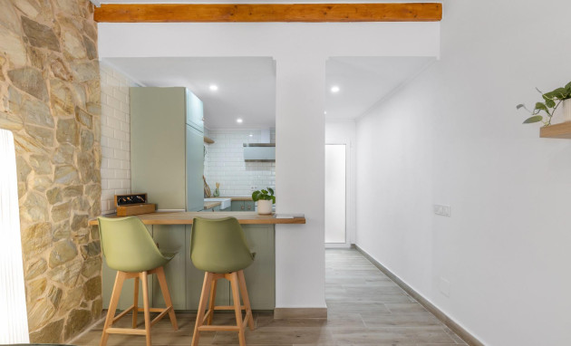 Herverkoop - Terraced house - Torrevieja - Centro - Muelle Pesquero