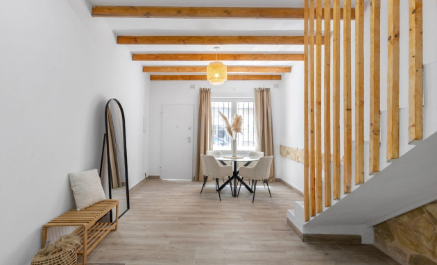 Herverkoop - Terraced house - Torrevieja - Centro - Muelle Pesquero