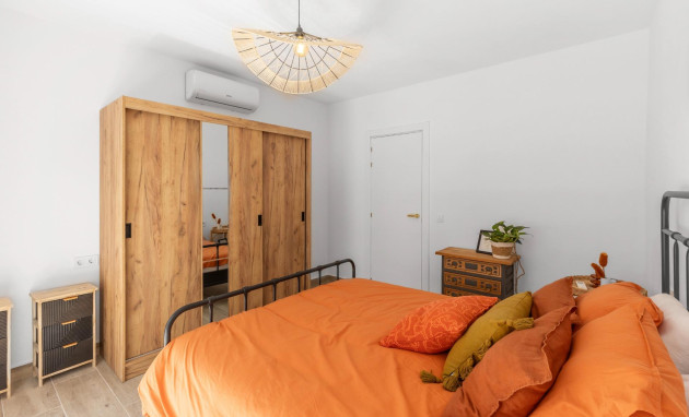 Herverkoop - Terraced house - Torrevieja - Centro - Muelle Pesquero