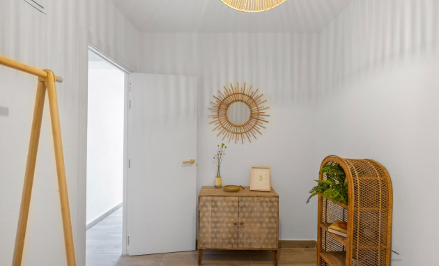 Herverkoop - Terraced house - Torrevieja - Centro - Muelle Pesquero