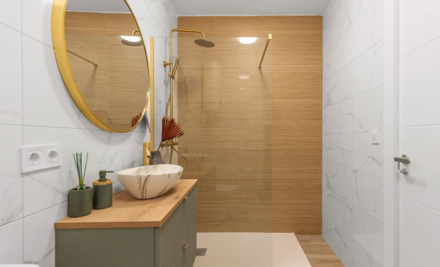 Herverkoop - Terraced house - Torrevieja - Centro - Muelle Pesquero