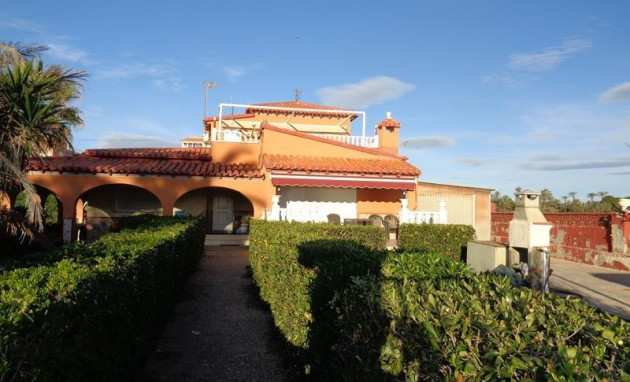 Herverkoop - Villa - Torrevieja - Punta prima