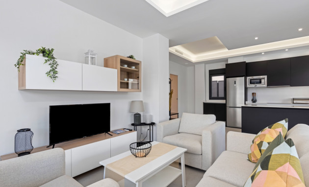 Herverkoop - Semi detached Villa - La Marina - La Marina - Urbanization