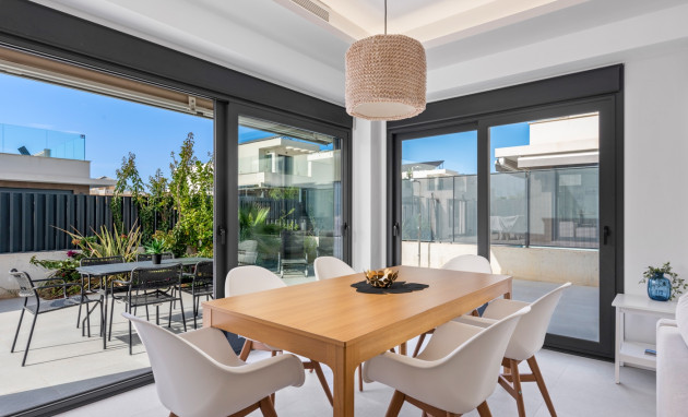 Herverkoop - Semi detached Villa - La Marina - La Marina - Urbanization