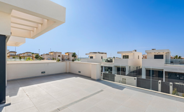 Herverkoop - Semi detached Villa - La Marina - La Marina - Urbanization