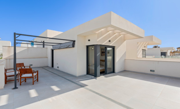 Herverkoop - Semi detached Villa - La Marina - La Marina - Urbanization