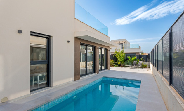 Herverkoop - Semi detached Villa - La Marina - La Marina - Urbanization