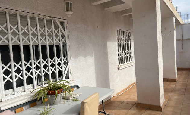 Herverkoop - Apartment - Torrevieja - Estacion de autobuses