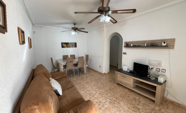 Herverkoop - Apartment - Torrevieja - Estacion de autobuses