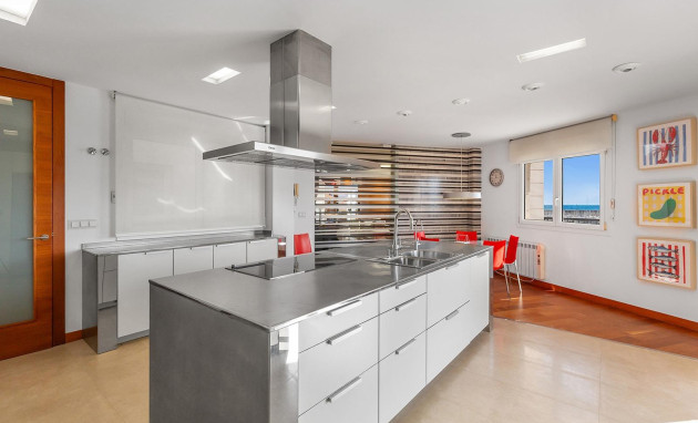 Herverkoop - Apartment - Torrevieja - Paseo maritimo