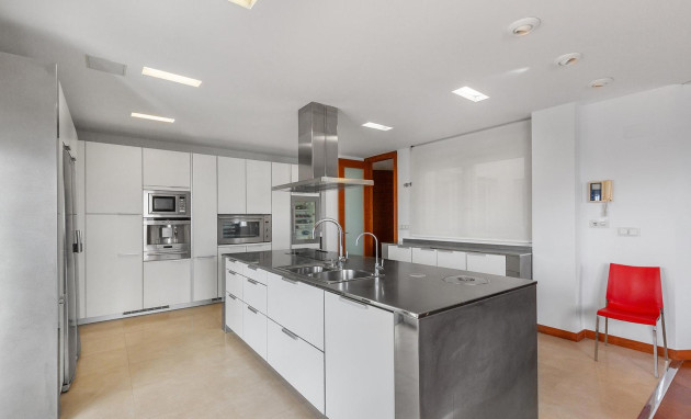 Herverkoop - Apartment - Torrevieja - Paseo maritimo