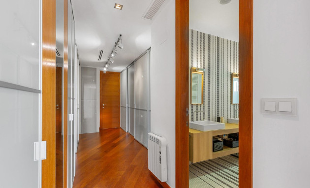 Herverkoop - Apartment - Torrevieja - Paseo maritimo