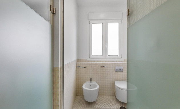 Herverkoop - Apartment - Torrevieja - Paseo maritimo