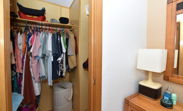 Reventa - Apartamento - Sin dormitorio - Algorfa