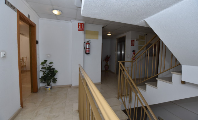 Reventa - Apartamento - Sin dormitorio - Algorfa