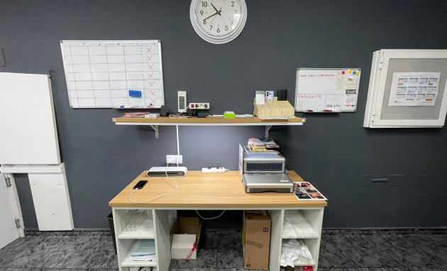 Lange Termijn Verhuur - Reclame - Torrevieja - Centro