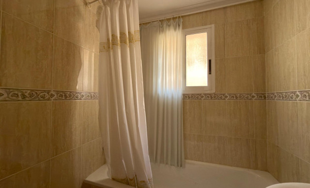 Revente - Apartment - Torrevieja - Playa de los Locos