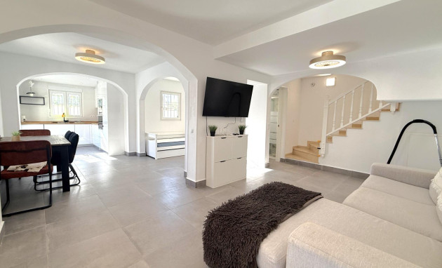 Revente - Villa - Orihuela Costa - La Zenia