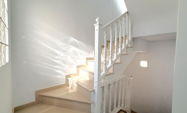 Revente - Villa - Orihuela Costa - La Zenia