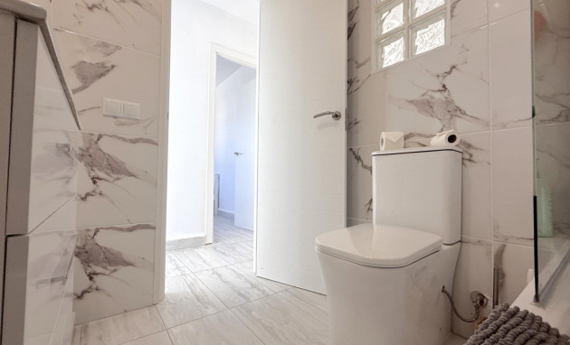 Revente - Villa - Orihuela Costa - La Zenia