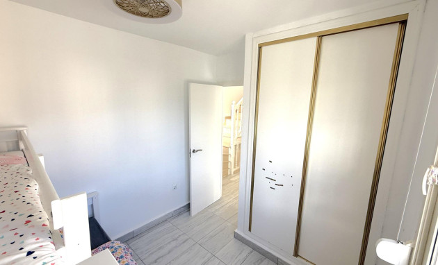 Revente - Villa - Orihuela Costa - La Zenia