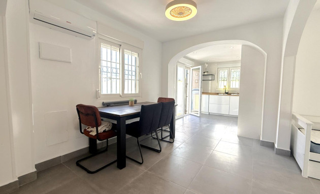 Revente - Villa - Orihuela Costa - La Zenia