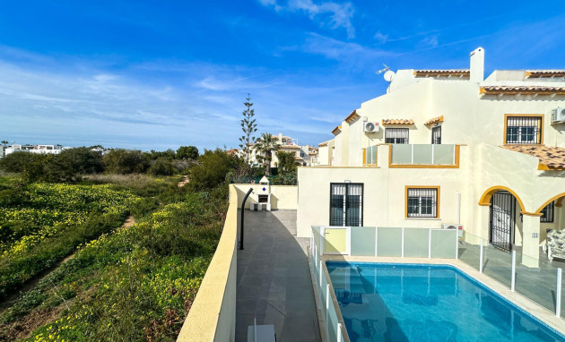 Revente - Villa - Orihuela Costa - La Zenia